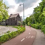 Butas Luxury Private Near Old Town And Nature