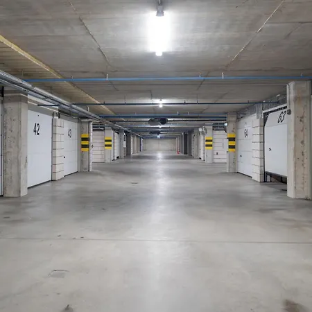 Luxury Private Near Old Town And Nature 公寓 *