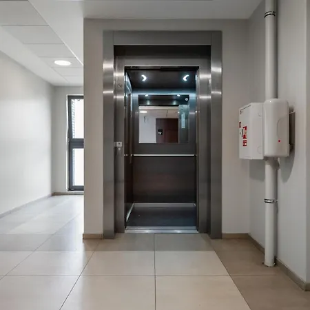 Luxury Private Near Old Town And Nature Апартаменты *